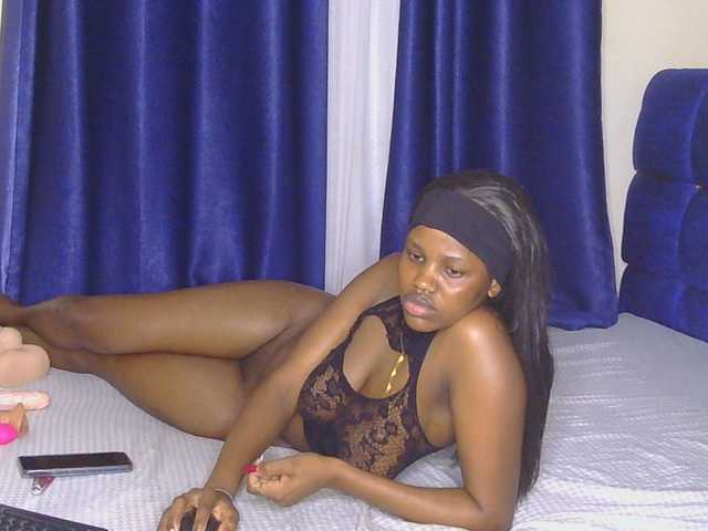 Lucky-doll from BongaCams is Freechat