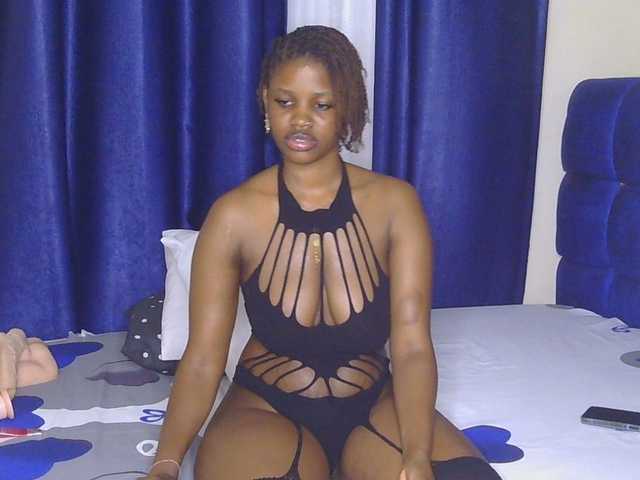 Lucky-doll's BongaCams show and profile