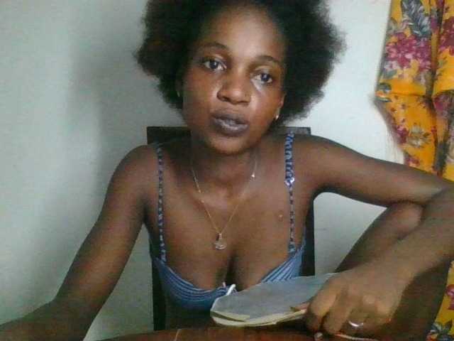 LovelyBlackGirl live room