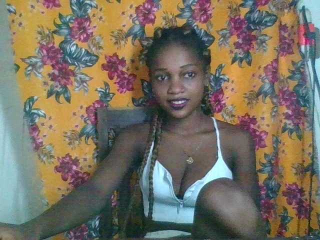 LovelyBlackGirl live room