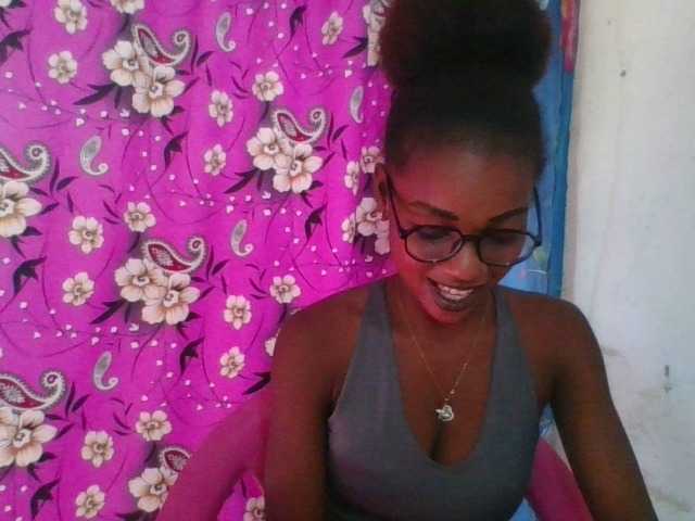 LovelyBlackGirl from BongaCams is Freechat