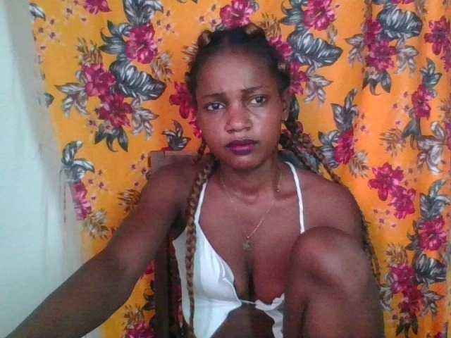 LovelyBlackGirl live room