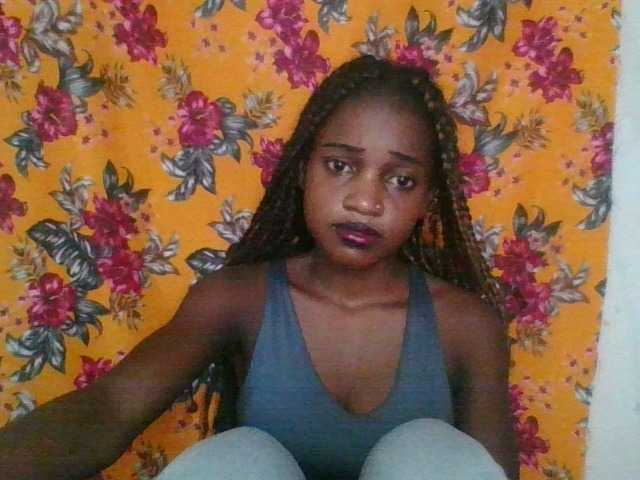 LovelyBlackGirl webcam