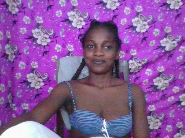 LovelyBlackGirl, une amatrice française avec qui discuter et avoir du sexe