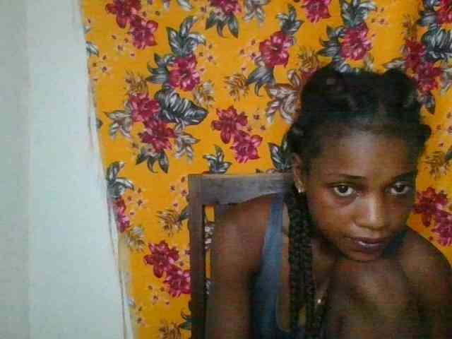 LovelyBlackGirl webcam