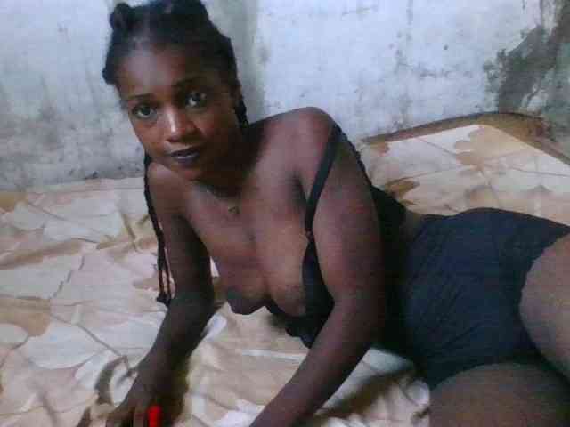 LovelyBlackGirl webcam