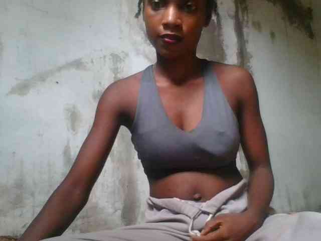 LovelyBlackGirl webcam