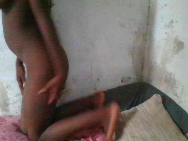 LovelyBlackGirl webcam