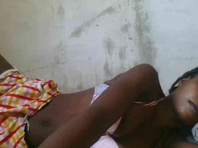 LovelyBlackGirl webcam