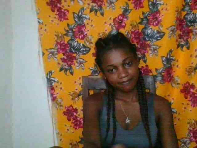 LovelyBlackGirl webcam