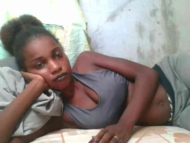 LovelyBlackGirl webcam