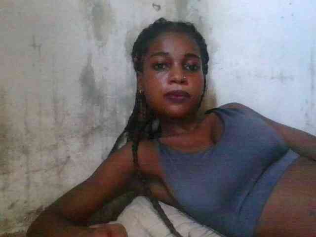 LovelyBlackGirl webcam