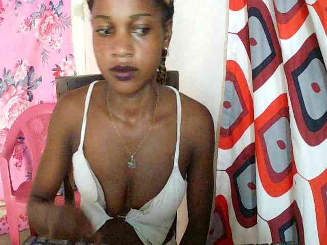 LovelyBlackGirl webcam
