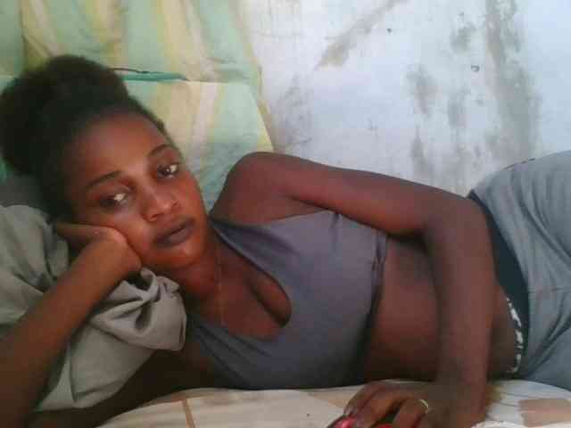 LovelyBlackGirl webcam