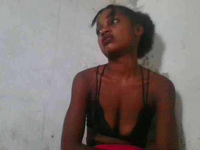 LovelyBlackGirl webcam