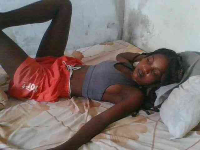 LovelyBlackGirl webcam