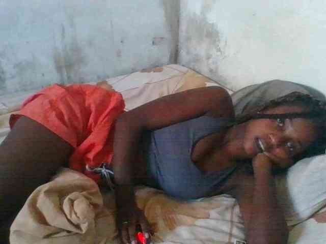 LovelyBlackGirl webcam