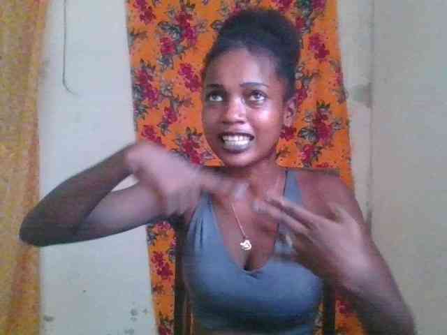 LovelyBlackGirl webcam