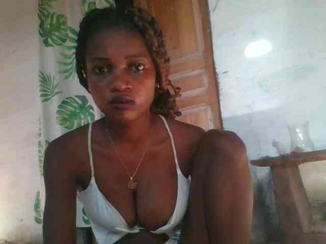 LovelyBlackGirl webcam