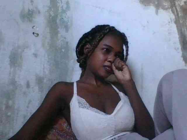 LovelyBlackGirl webcam