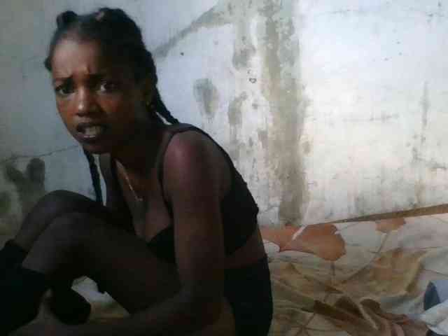 LovelyBlackGirl webcam