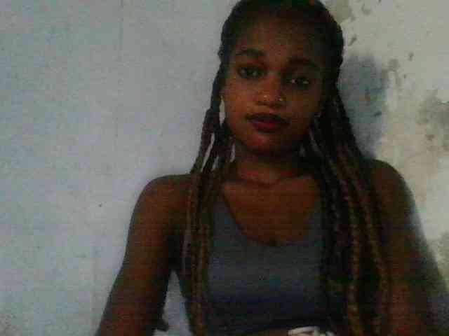 LovelyBlackGirl webcam