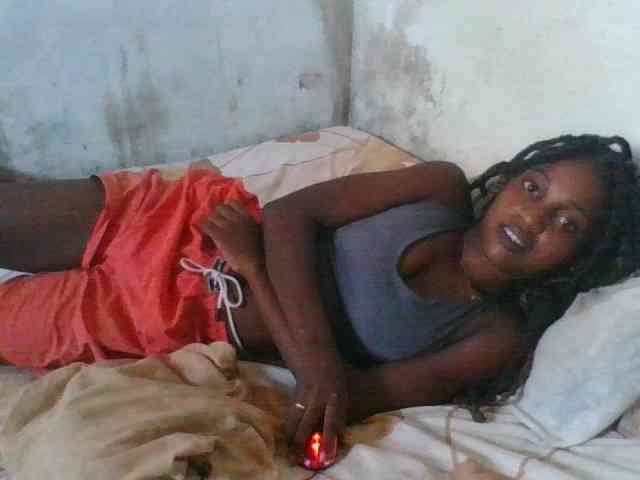 LovelyBlackGirl webcam