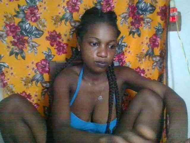 LovelyBlackGirl webcam