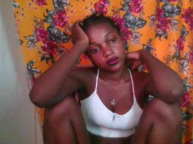 LovelyBlackGirl webcam