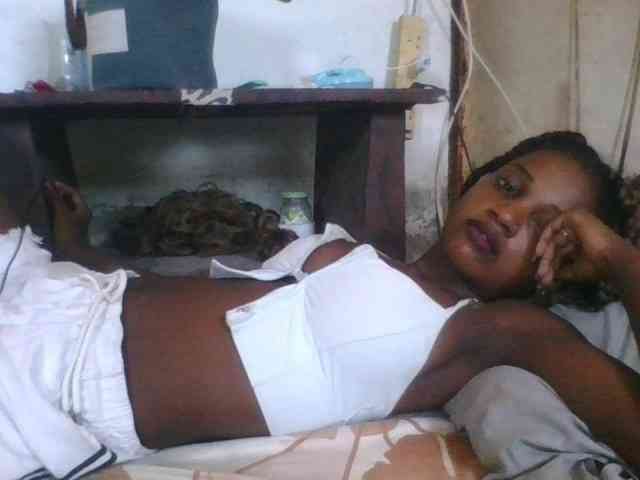 LovelyBlackGirl webcam