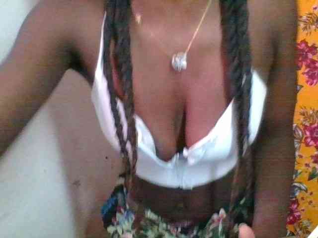 LovelyBlackGirl webcam