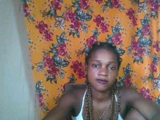 LovelyBlackGirl webcam