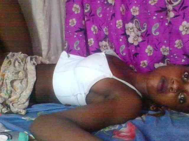 LovelyBlackGirl webcam