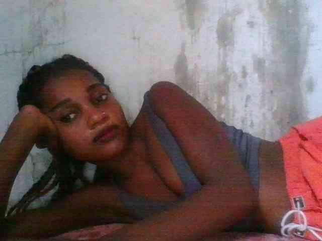 LovelyBlackGirl webcam