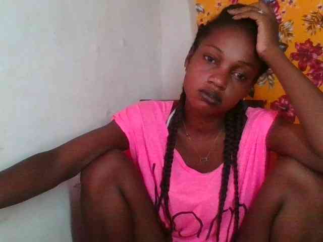 LovelyBlackGirl Live Webcam on BongaCams