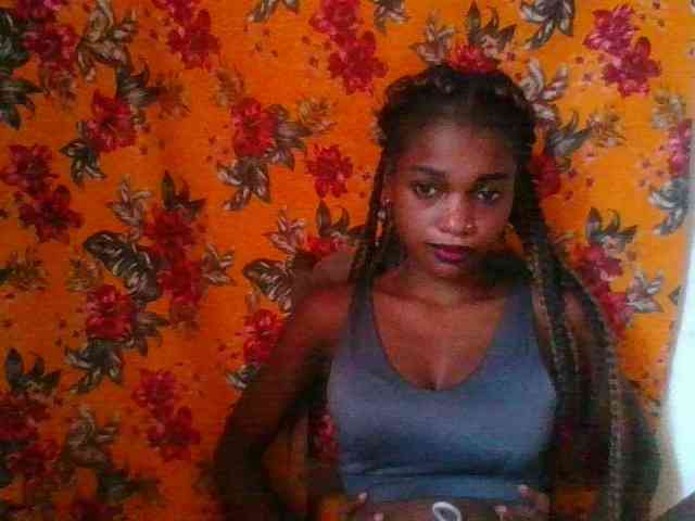 LovelyBlackGirl webcam