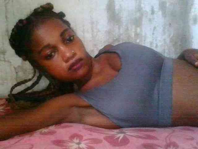 LovelyBlackGirl webcam