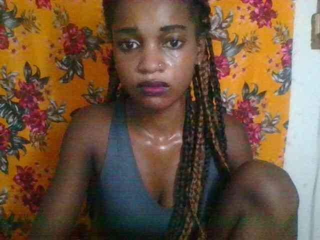 LovelyBlackGirl webcam