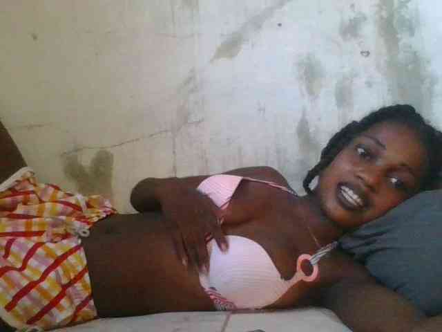 LovelyBlackGirl webcam