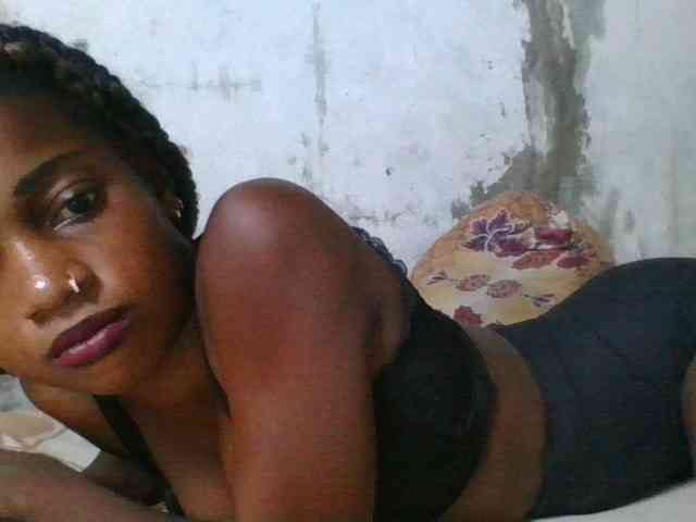 LovelyBlackGirl webcam