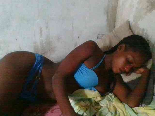 LovelyBlackGirl webcam