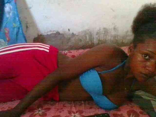 LovelyBlackGirl webcam