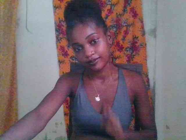 LovelyBlackGirl webcam