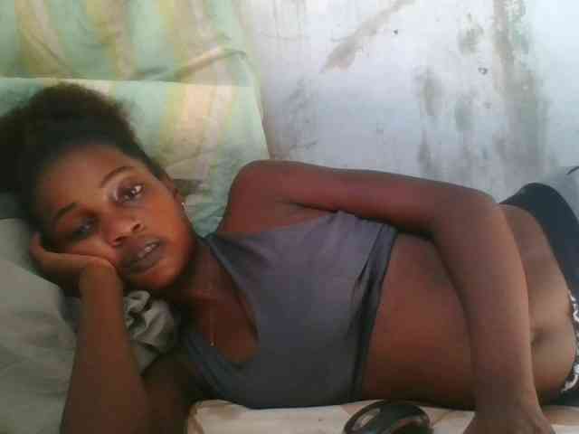 LovelyBlackGirl webcam