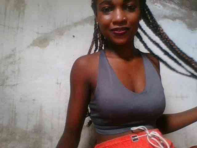 LovelyBlackGirl webcam