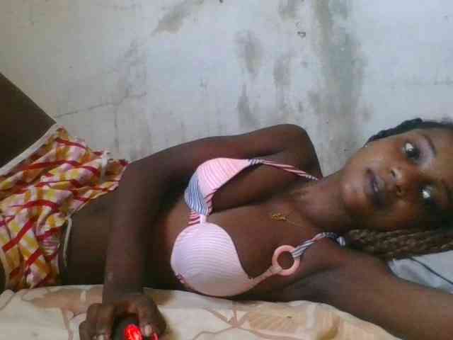 LovelyBlackGirl webcam