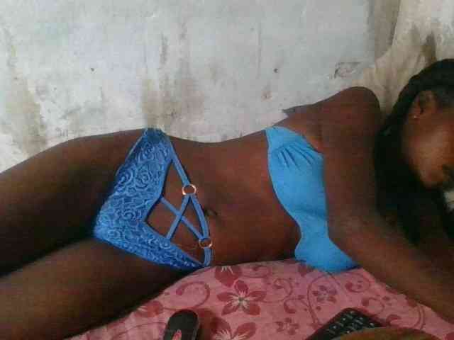 LovelyBlackGirl webcam