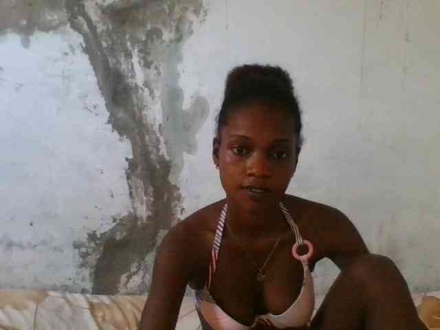 LovelyBlackGirl webcam