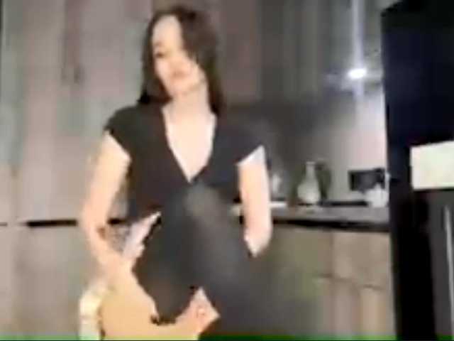 IlseFinnen's BongaCams show and profile