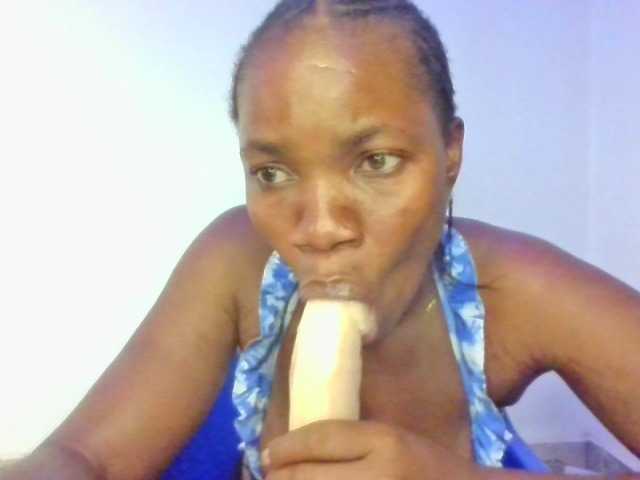 FoxySamantha7's BongaCams show and profile